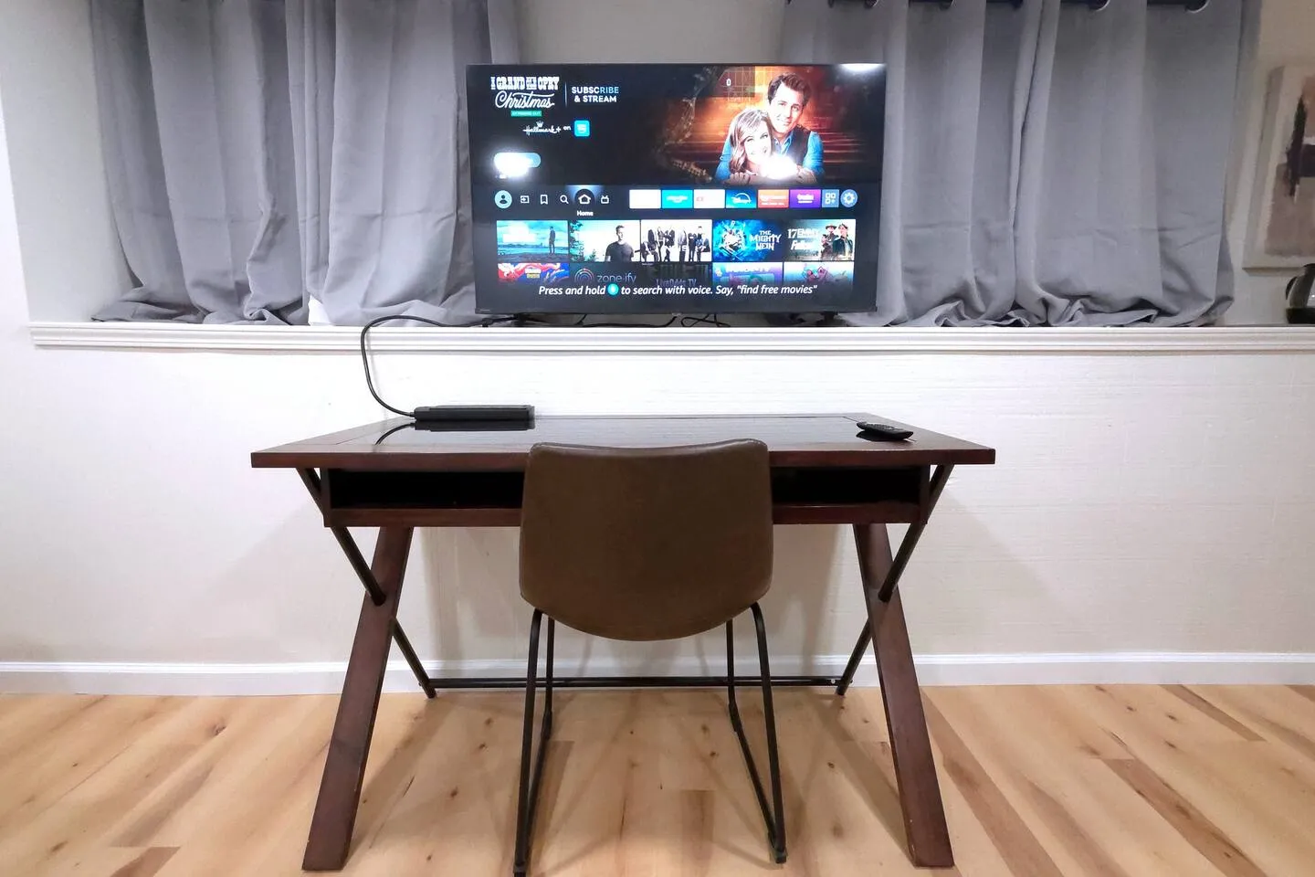 Silicon Valley Suite with Office & Gigabit Wi-Fi
