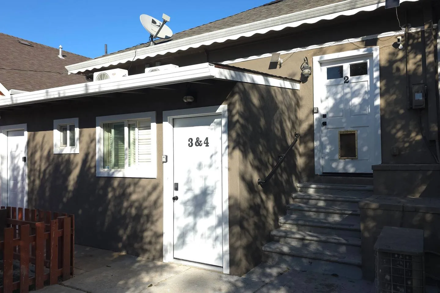 Silicon Valley Room I with Office & Gigabit Wi-Fi